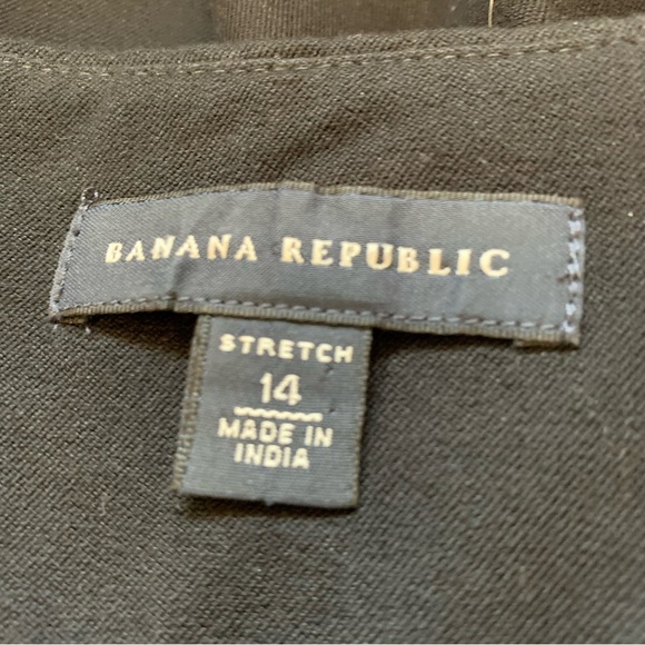 BANANA REPUBLIC Black Stretch Skirt Size 14 Pockets - Picture 6 of 9